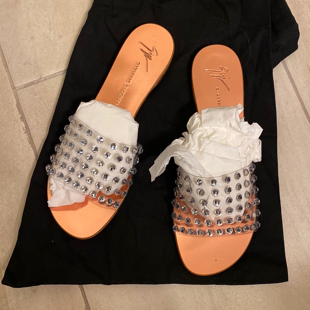 Giuseppe sandals